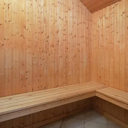 Five-bedroom Holiday In Idestrup 1 بيت للعطل *
