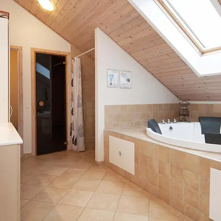 بيت للعطل Five-bedroom Holiday In Idestrup 1 *